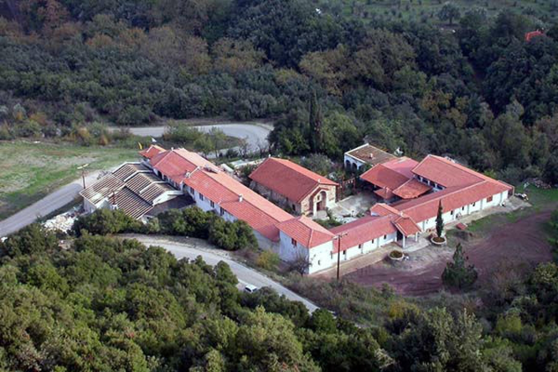 Μοναστήρι Καρυάς | Ένα ιστορικό μνημείο με θέα