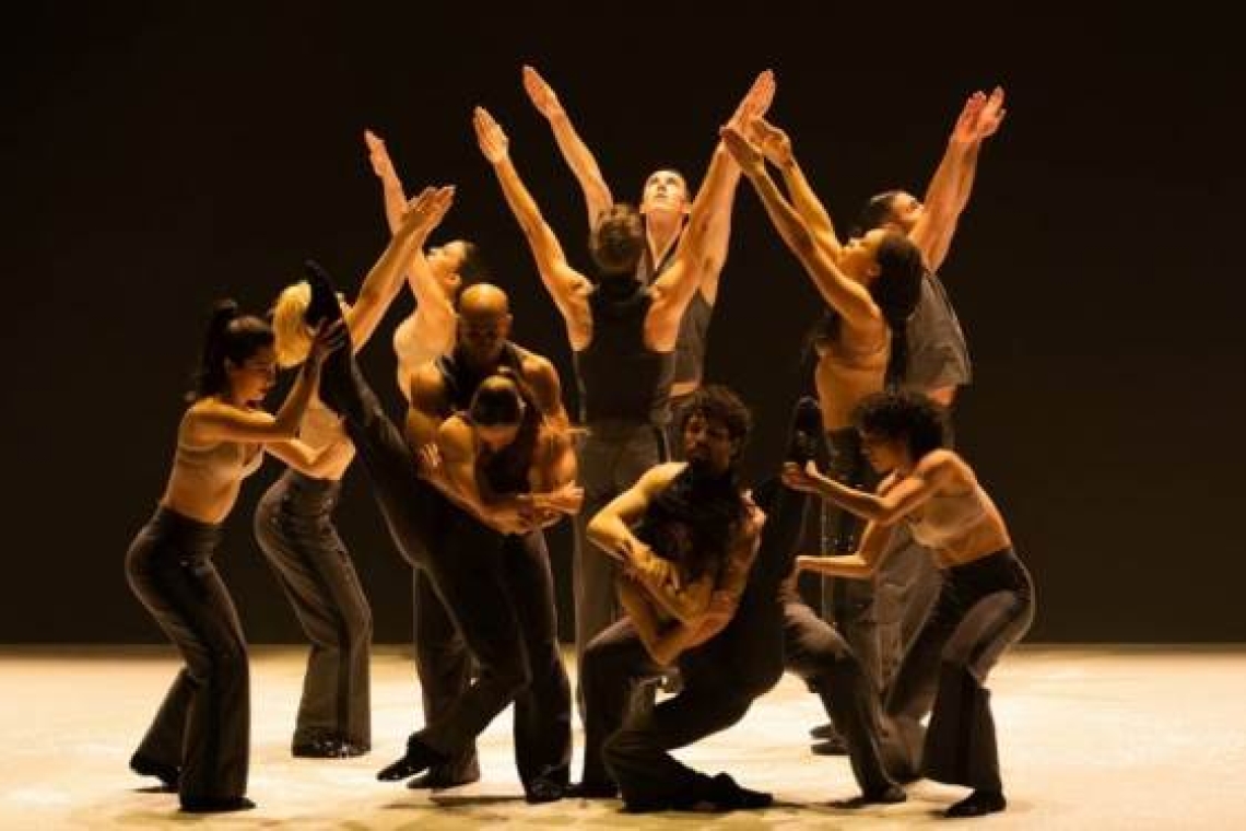 Jazz@Megaron | Dance Me, σε μουσική του Λέοναρντ Κοέν από την ομάδα Ballets Jazz Montréal