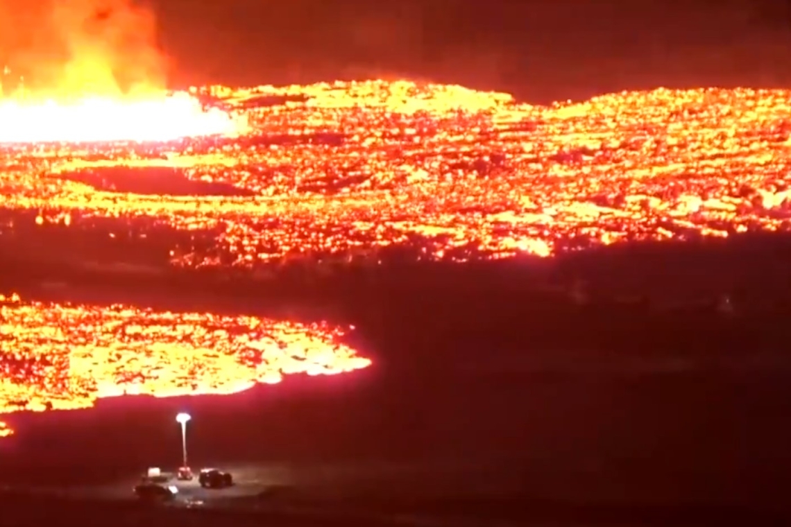 Εξερράγη ξανά το ηφαίστειο στην Ισλανδία - Πυρκαγιά σε σπίτια