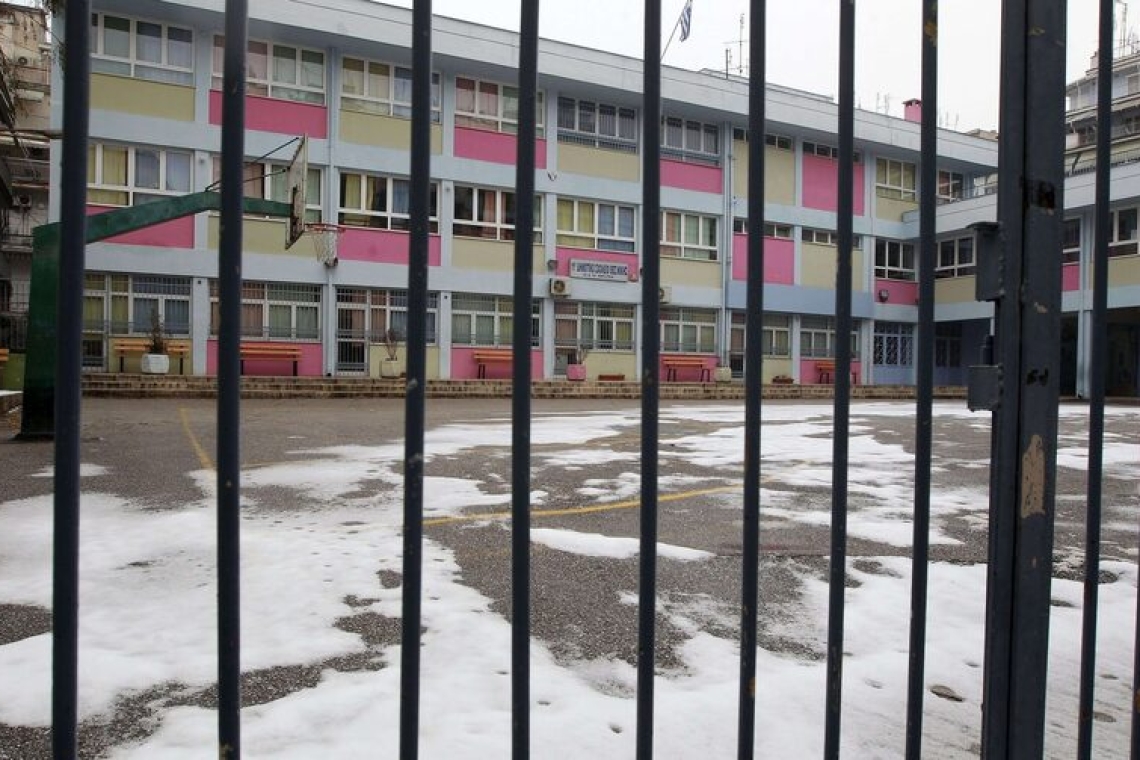 Κλειστά τα σχολεία την Τρίτη σε οκτώ δήμους της Αττικής λόγω της επικείμενης κακοκαιρίας