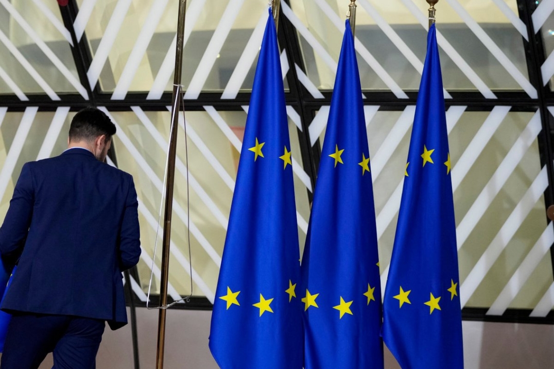 ΕΕ | Εξετάζει την κατάσταση της στρατιωτικής βοήθειας προς την Ουκρανία