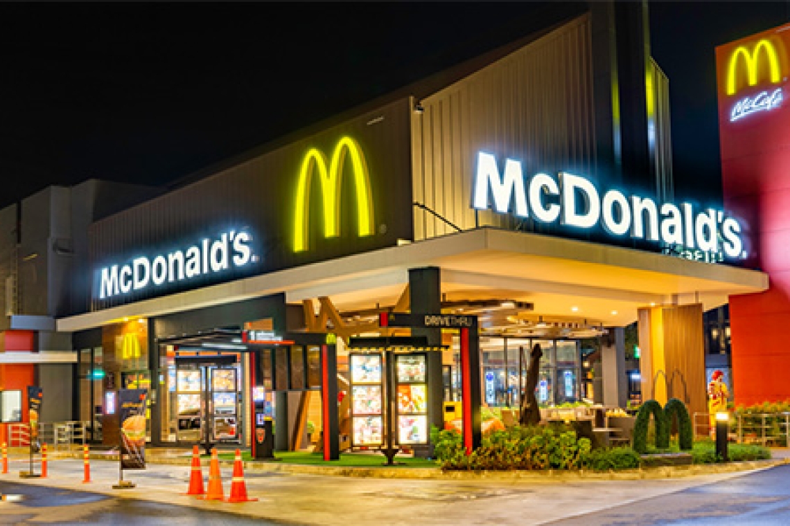 Χάος στα McDonald's | Παγκόσμιο μπλακάουτ λόγω τεχνικού προβλήματος