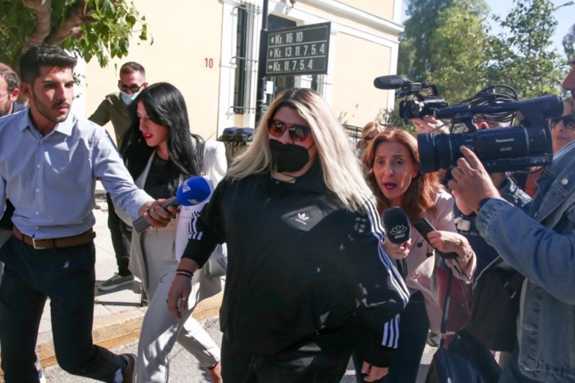 Δίκη Πισπιρίγκου | Η αδερφή της κατηγορούμενης λύγισε και ξέσπασε σε κλάματα