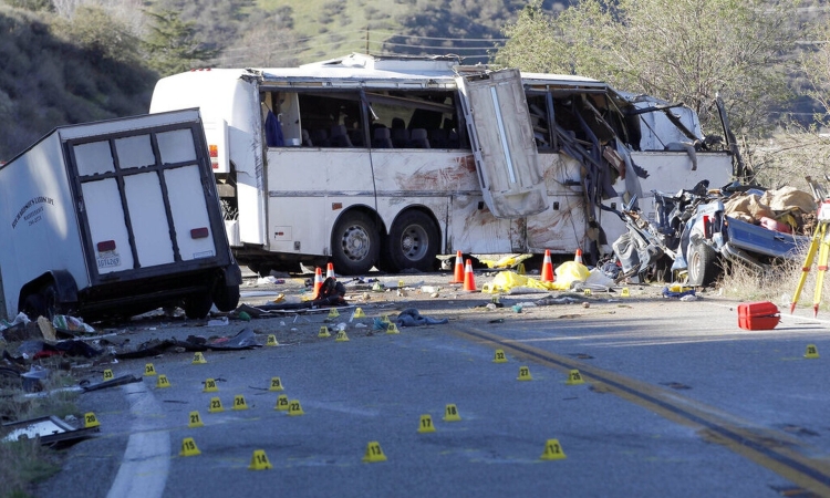 Θρήνος στο Μεξικό | 14 νεκροί και 31 τραυματίες σε ανατροπή λεωφορείου