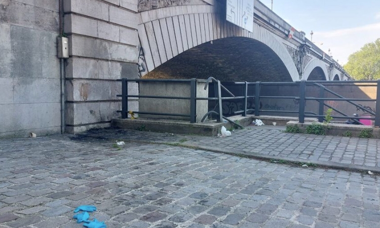 Τεμαχισμένο πτώμα βρέθηκε σε βαλίτσα κάτω από τη γέφυρα στο Παρίσι - Ομολόγησε ο δράστης