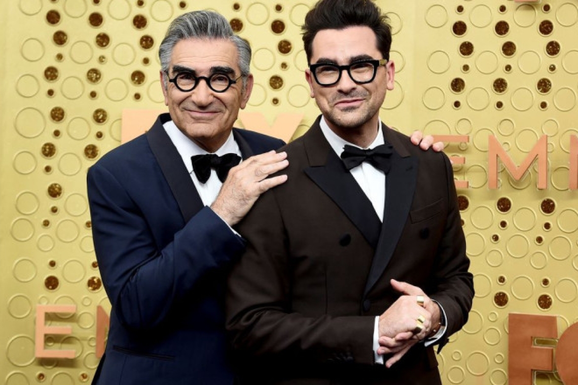 Παρουσιαστές των Emmy Awards για πρώτη φορά οι Eugene και Dan Levy