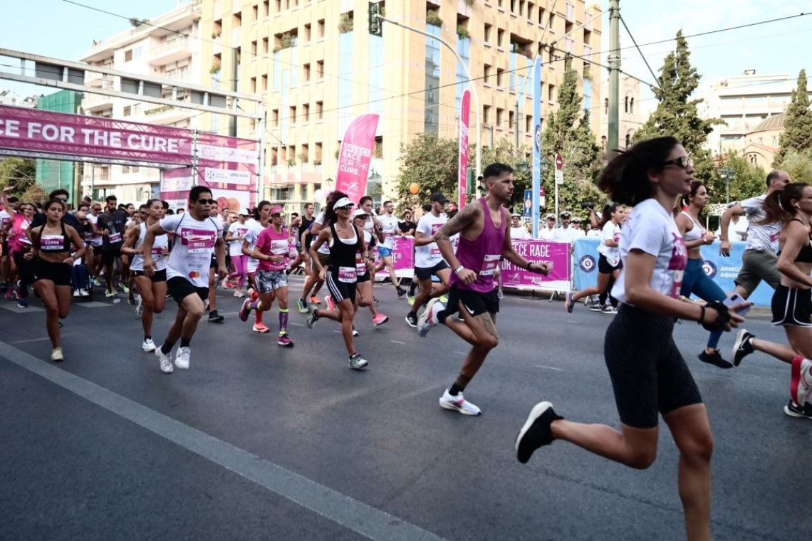 Φετινός μαραθώνιος Race for the Cure: Πλήθος κόσμου, μεγάλη η συμμετοχή