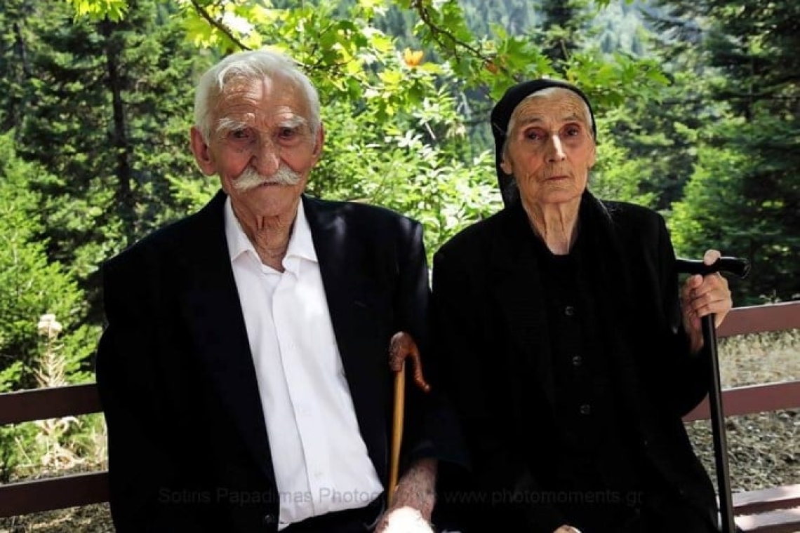 Παππούς, γιαγιά - &quot;Του παιδιού μου το παιδί, δυο φορές παιδί μου&quot;. Τελικά ισχύει;