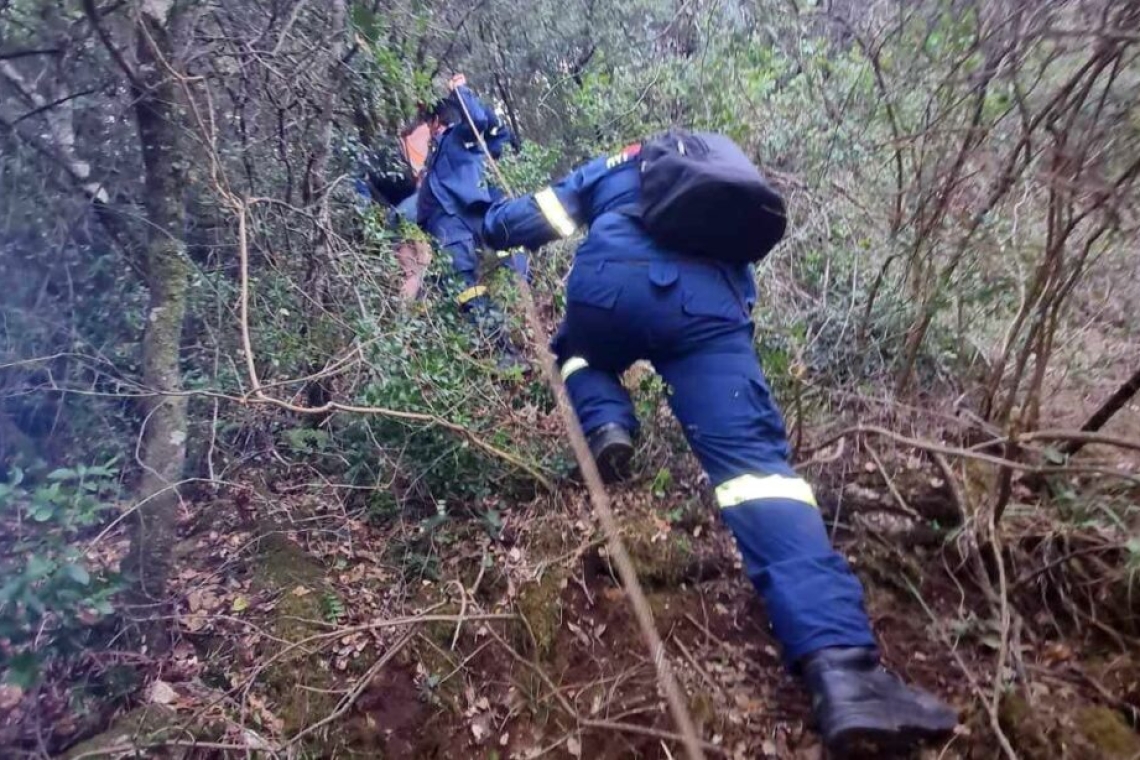 Επιχείρηση διάσωσης 65χρονου στο φαράγγι του Βίκου