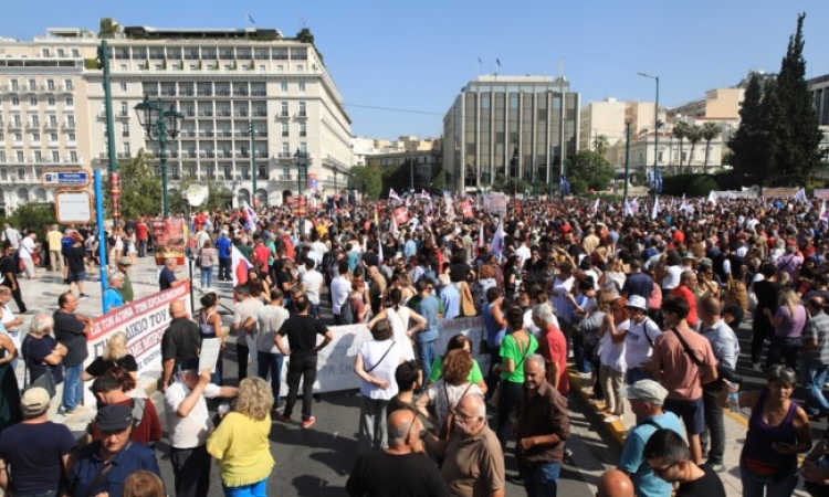 Απεργία: Πορείες και προσαγωγές, επανέρχεται η κυκλοφορία στα μέσα