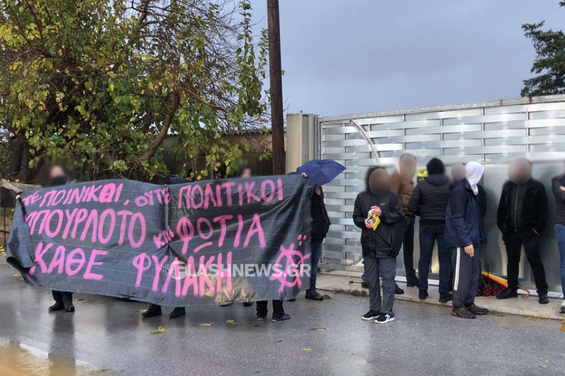 Λήξη διαμαρτυρίας στις φυλακές Αγιάς: 60 κρατούμενοι επιστρέφουν στα κελιά