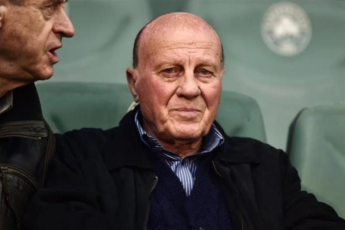 Πέθανε ο στρατηγός του Ελληνικού ποδοσφαίρου, Μίμης Δομάζος