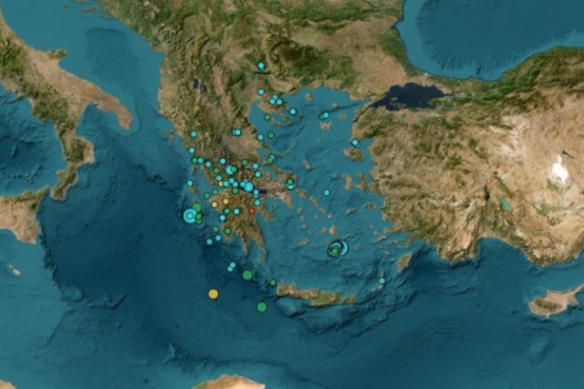 Η σεισμική δραστηριότητα της Σαντορίνης δεν δείχνει σημάδια εξασθένησης