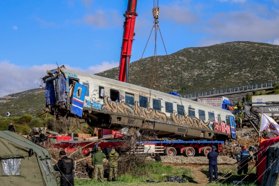 Αποζημιώσεις θυμάτων στα Τέμπη: Αντιδράσεις συγγενών εργαζομένων στο τρένο