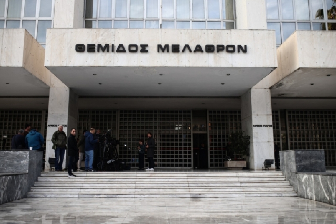 https://img.cnngreece.gr/img/1290/max/80/2025/03/23/53df2ae3-2364040.jpg?t=bBbytU-2zJd-aZjIQ0x1eQ