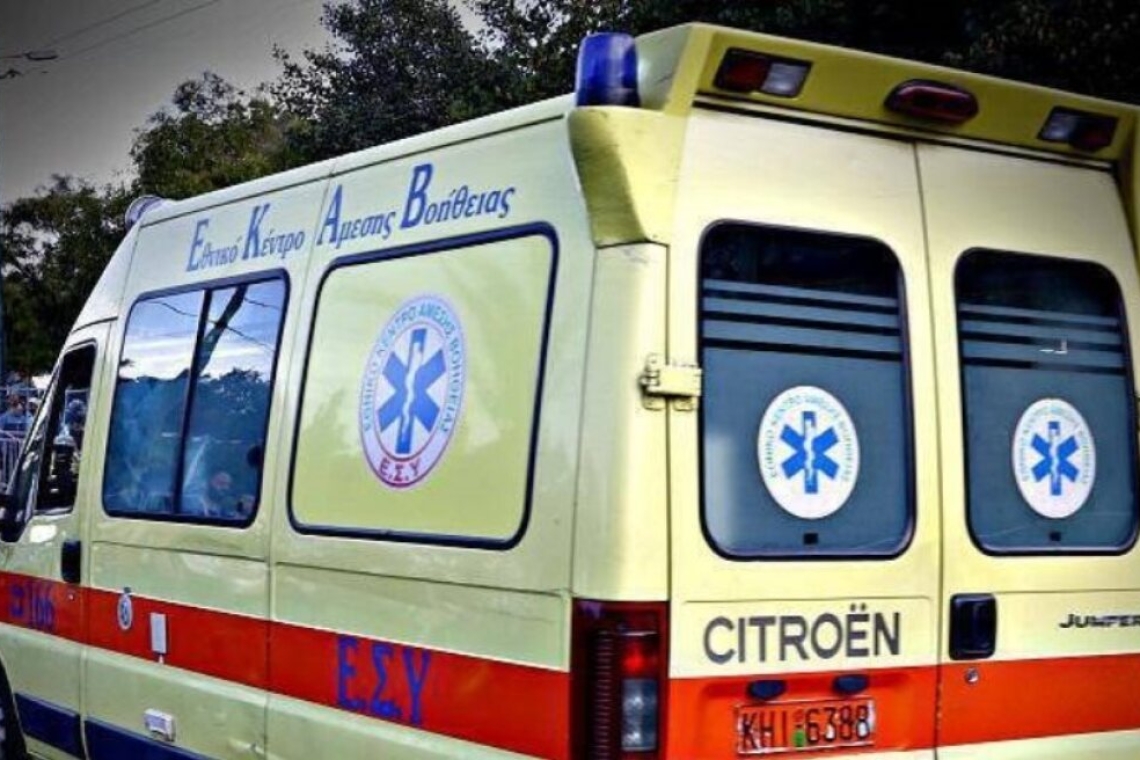 https://www.parapolitika.gr/images/640x360/1/jpg/files/2025-03-26/ekav_asthenoforo.jpg
