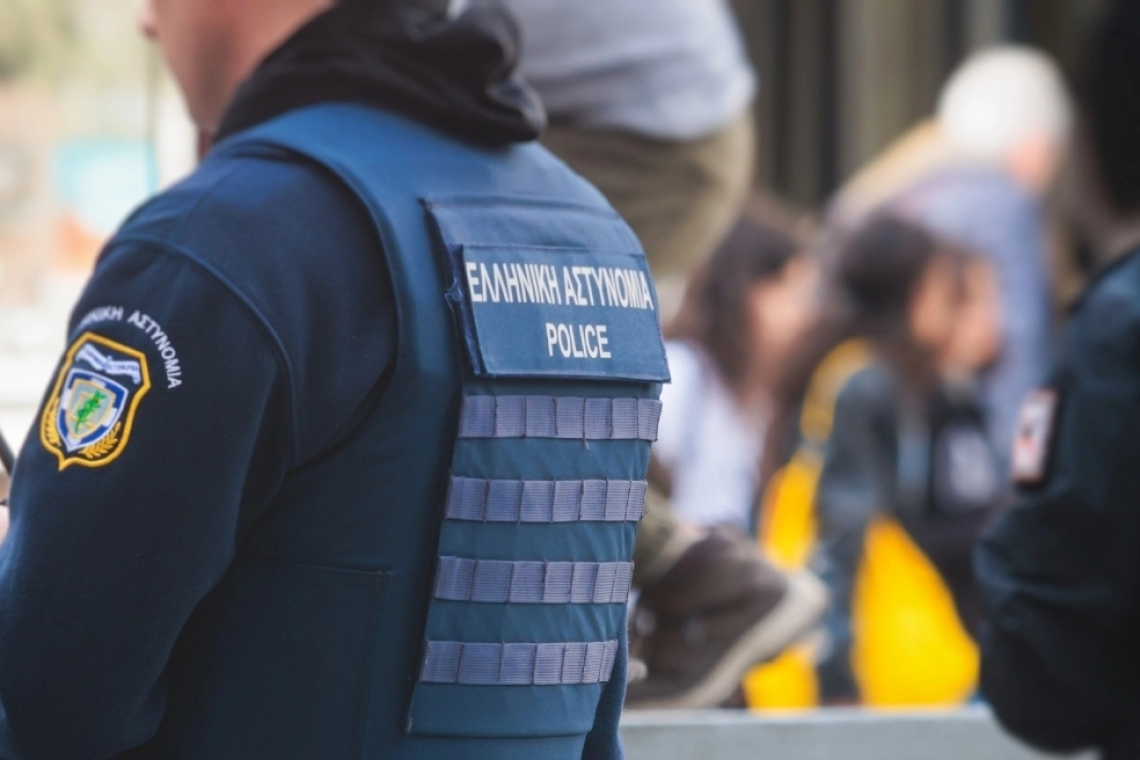 https://www.parapolitika.gr/images/640x360/1/jpg/files/2024-10-08/erxetai_to_ellhniko_fbi.jpg