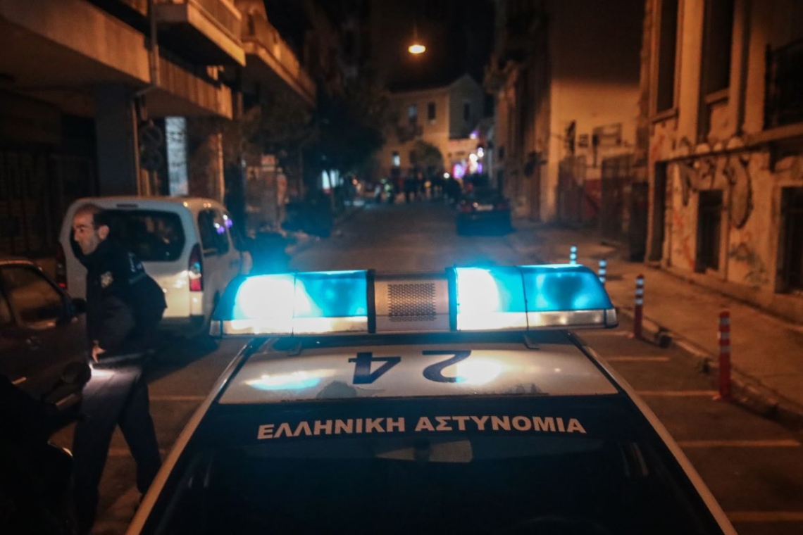 https://img.cnngreece.gr/img/1290/max/80/2024/11/25/PERIPOLIKO-NIXTA-THESSALONIKI-(2).jpg?t=BhjR2fj5u5HDwRqqKpJo0g