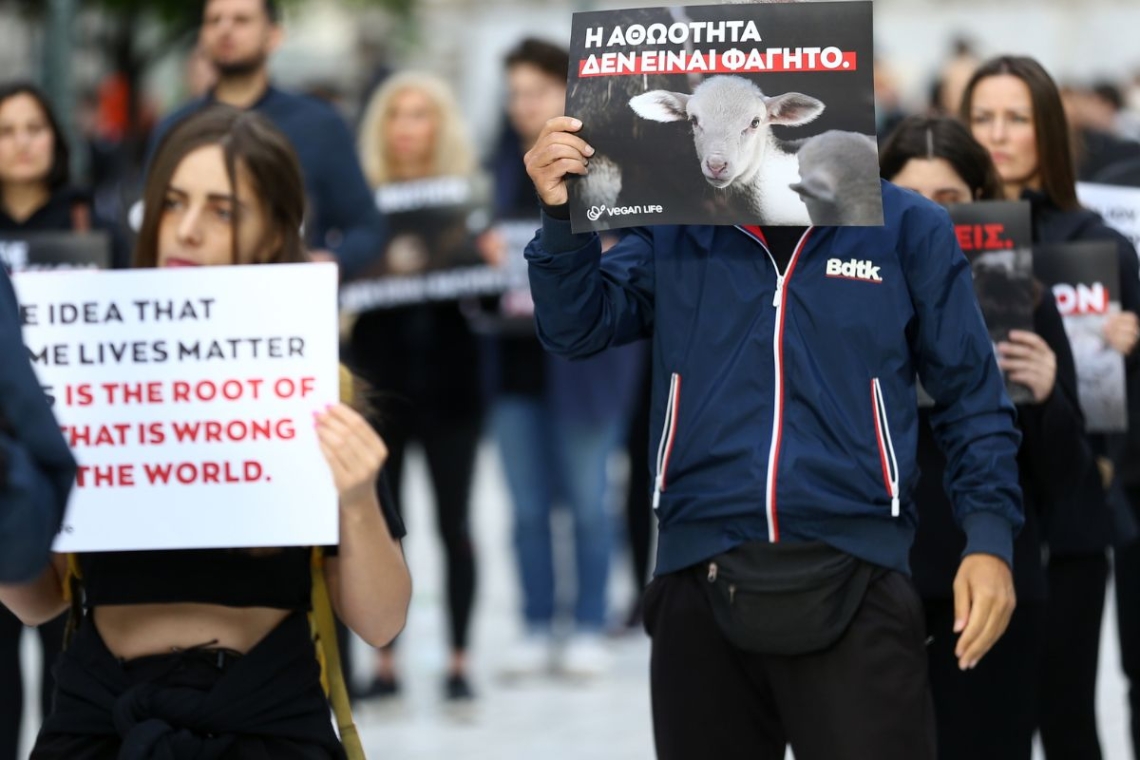 https://www.newsit.gr/wp-content/uploads/2025/04/VEGAN_SYNTAGMA_16042025-1200x630.jpg
