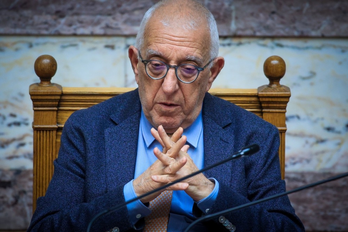 Νικήτας Κακλαμάνης: Συγχαρητήρια στην εθνική ομάδα πόλο γυναικών για το χρυσό!