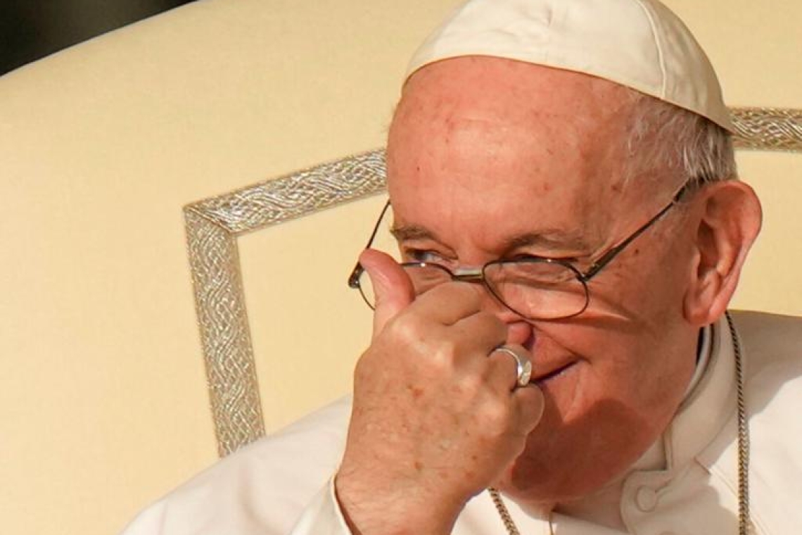 Οι σημαίες στις ΗΠΑ κυματίζουν μεσίστιες προς τιμήν του πάπα Φραγκίσκου