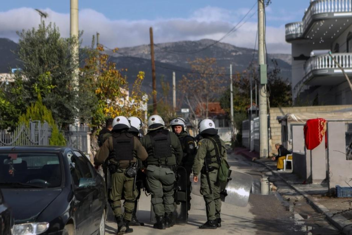 https://www.parapolitika.gr/images/640x360/jpg/files/2025-04-26/thessaloniki-epiheirisi-tis-elas.jpg