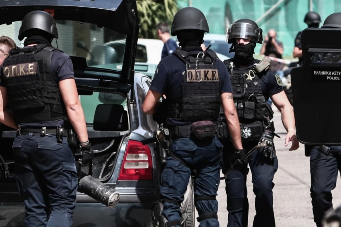 https://www.iefimerida.gr/sites/default/files/styles/medium_article_image/public/2025-01/peripoliko-dromos.jpg?itok=Nq1l1dKi