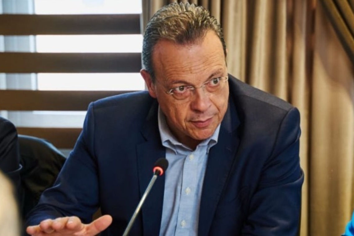 https://www.real.gr/wp-content/uploads/2025/04/Famellos-5-1165x800.jpg