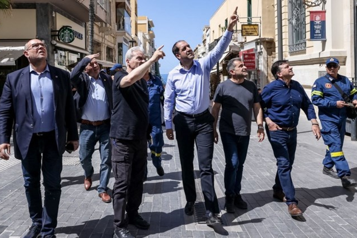 Σεισμός στην Κρήτη: Αυτοψία Κεφαλογιάννη στο Ηράκλειο