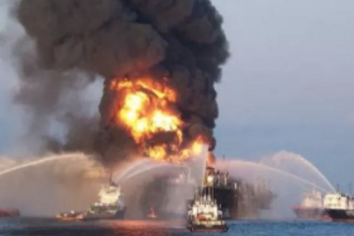 Πυρκαγιά σε εξέδρα υδρογονανθράκων στην Ανγκόλα: 3 νεκροί, 25 τραυματίες