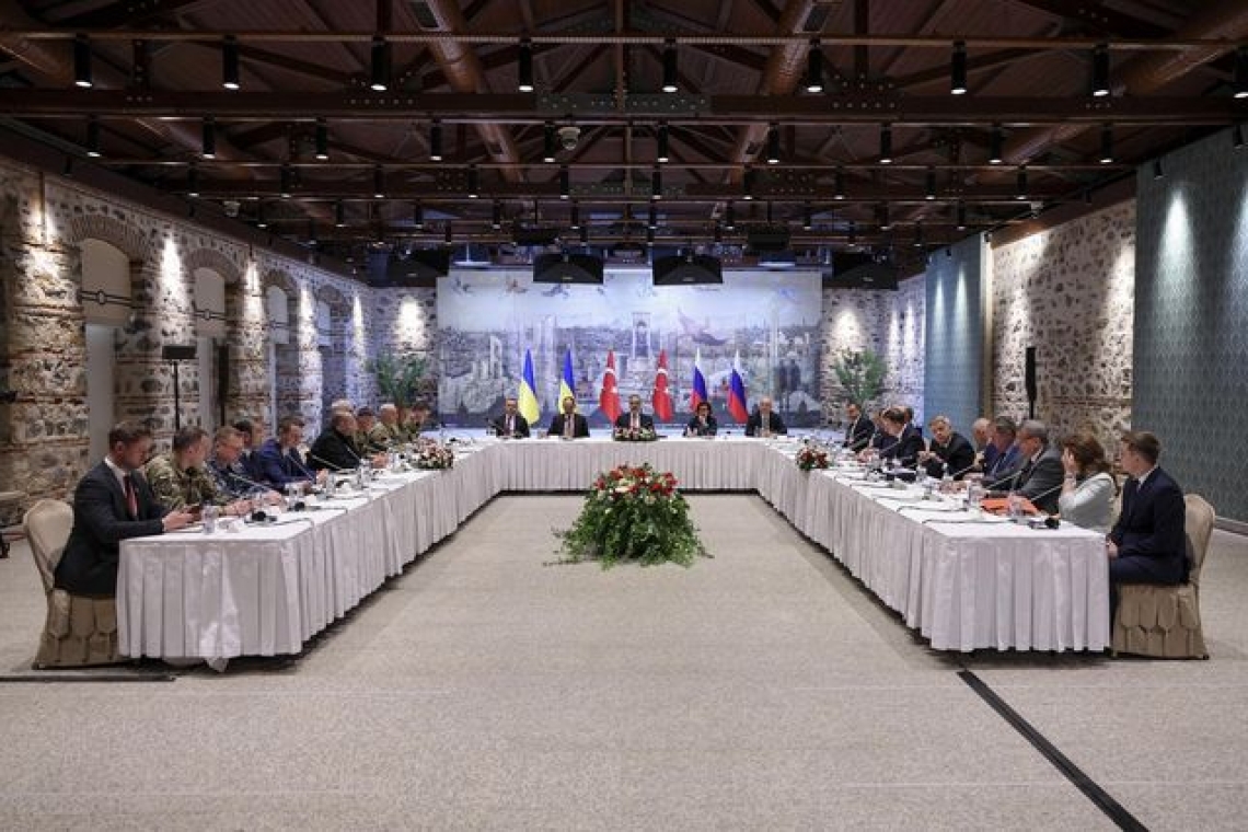 Αντιπροσωπείες Ουκρανίας και Ρωσίας στην Κωνσταντινούπολη για συνομιλίες