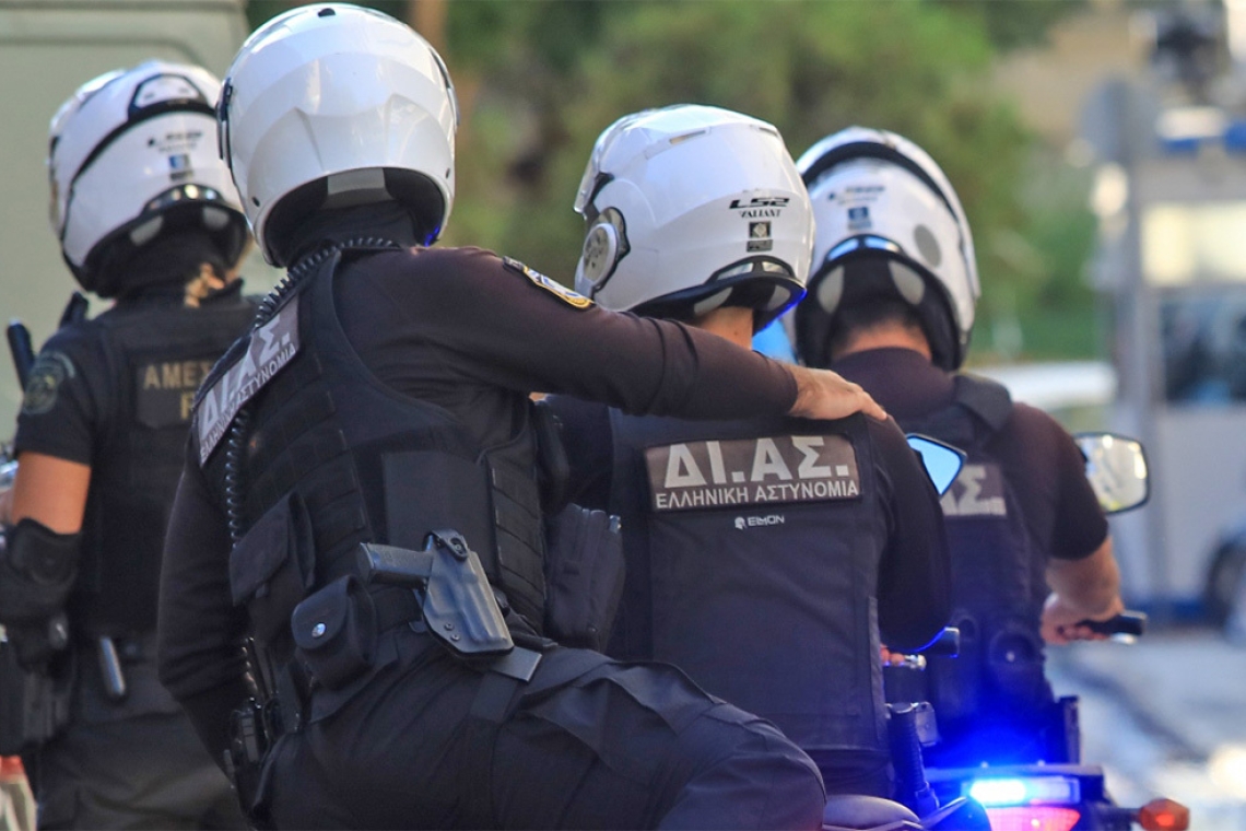 Ληστεία στην περιοχή του Αγίου Παντελεήμονα από ψευδοαστυνομικό