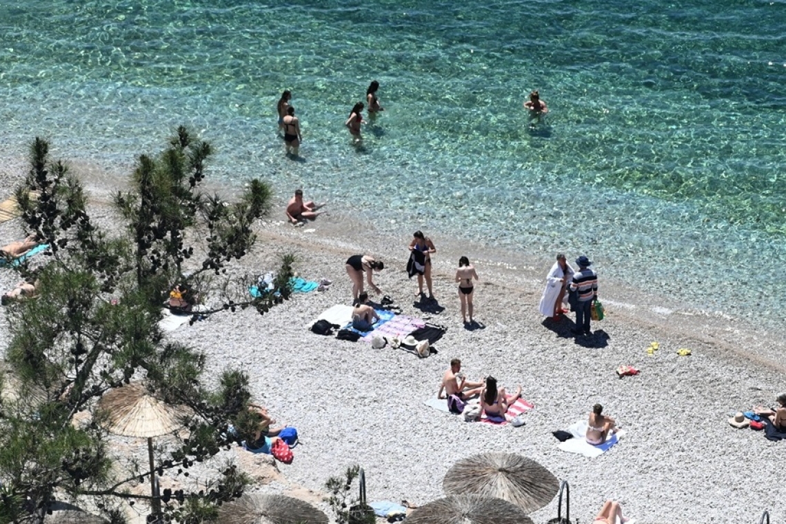 Θερμοκρασία στους 40 βαθμούς το τριήμερο του Αγίου Πνεύματος