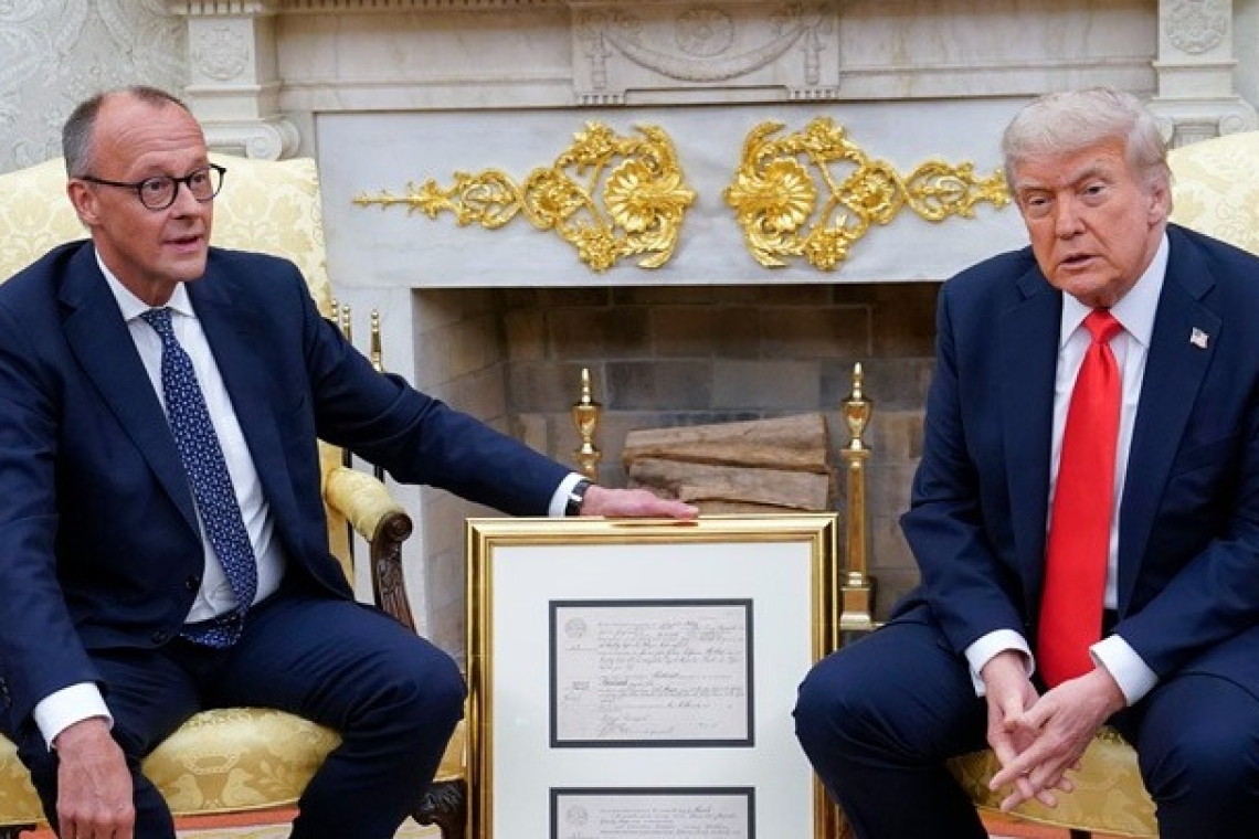 Συνάντηση Μερτς-Τραμπ με φόντο τις διαρροές ασφαλείας