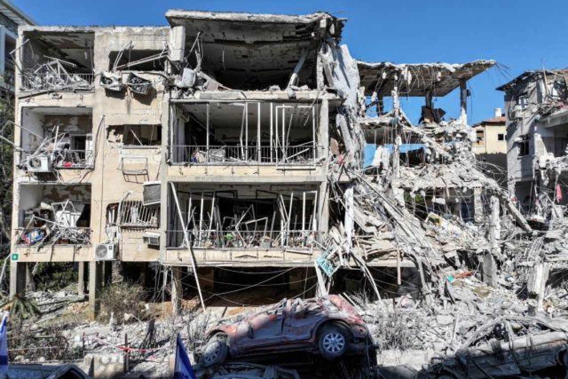 Νέες πυραυλικές επιθέσεις στο Ισραήλ: Δεκάδες τραυματίες