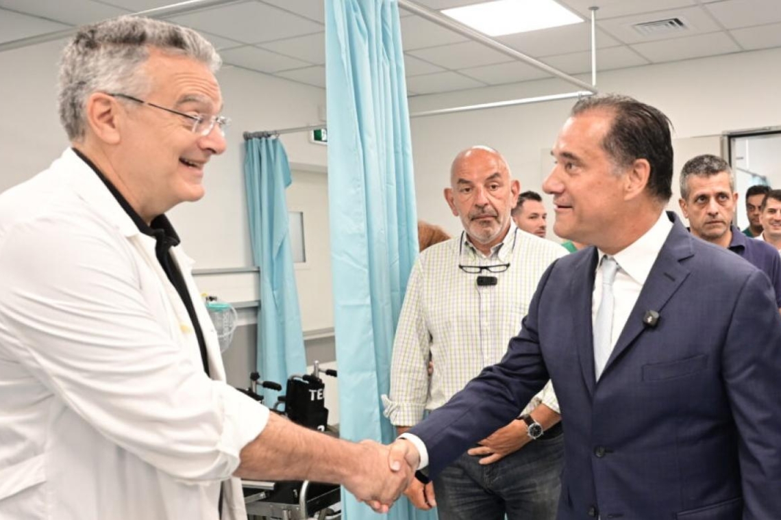 Εγκαινιάστηκε η ανακαινισμένη πτέρυγα στο ΚΑΤ από τον Άδωνι Γεωργιάδη