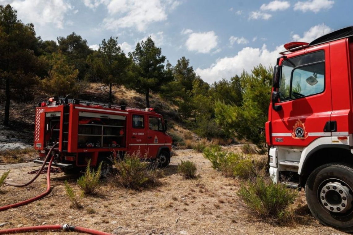 Ο Δήμος Αθηναίων σε επιφυλακή για τον κίνδυνο πυρκαγιάς