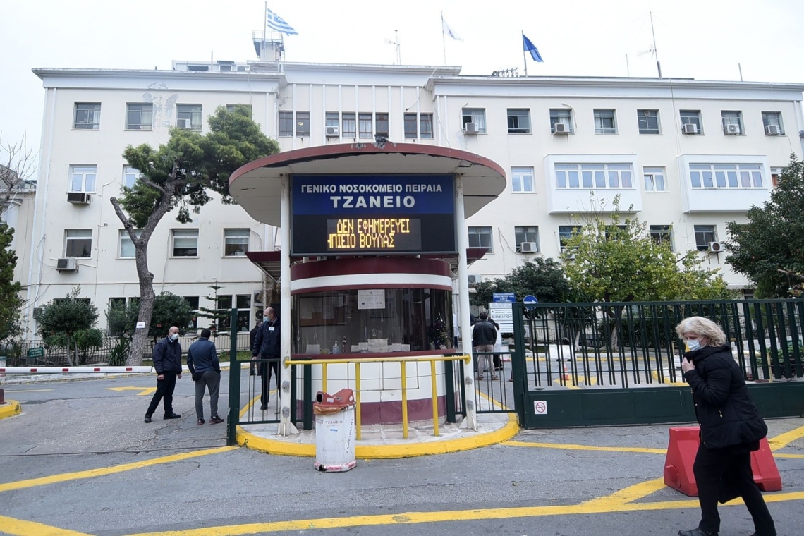 https://img.cnngreece.gr/img/1290/max/80/2021/05/27/tzaneio-3050908.jpg?t=Nk_fa0YsnKssOX5Bfo_ijA