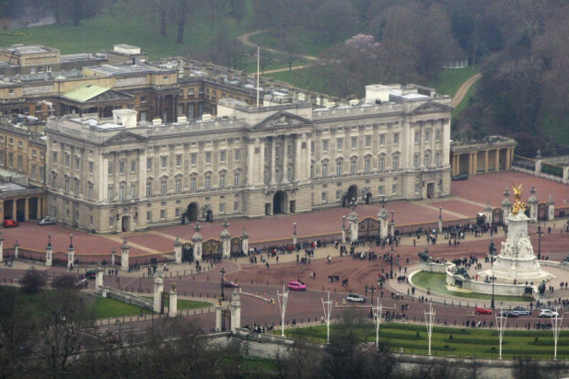 Παλάτι του Μπάκιγχαμ: Ανακαίνιση με επιδότηση 100 εκατομμυρίων λιρών