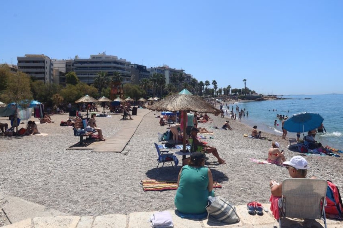 Η Τρίτη θα είναι η πιο δύσκολη μέρα του καύσωνα