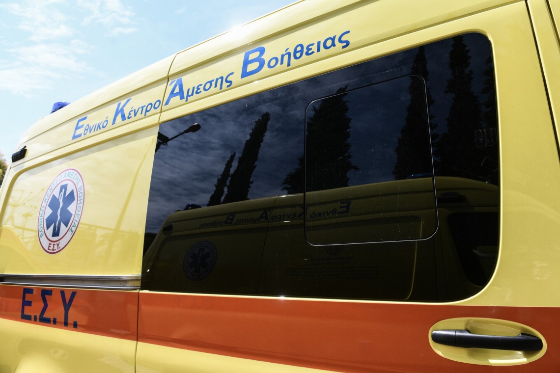 Ηλικιωμένος οδηγός στην Κρήτη παρασύρει μητέρα και παιδιά