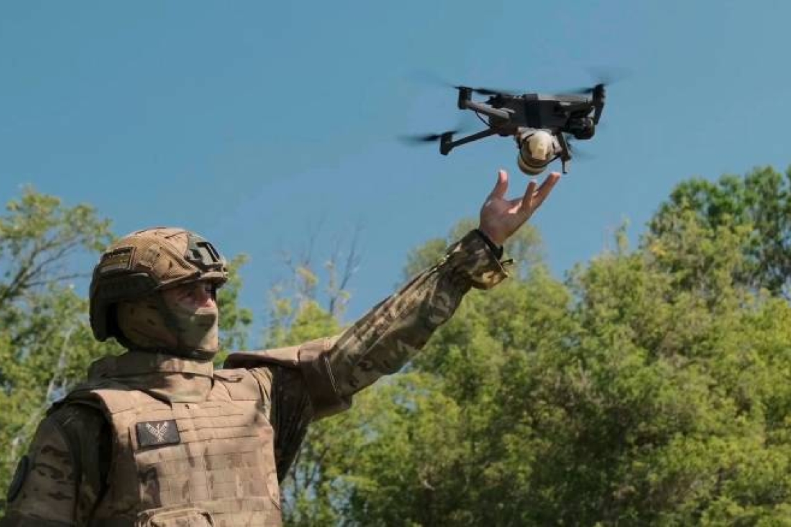 Ουκρανικά drones χτυπούν το Λίπετσκ: Ένας νεκρός από την επίθεση