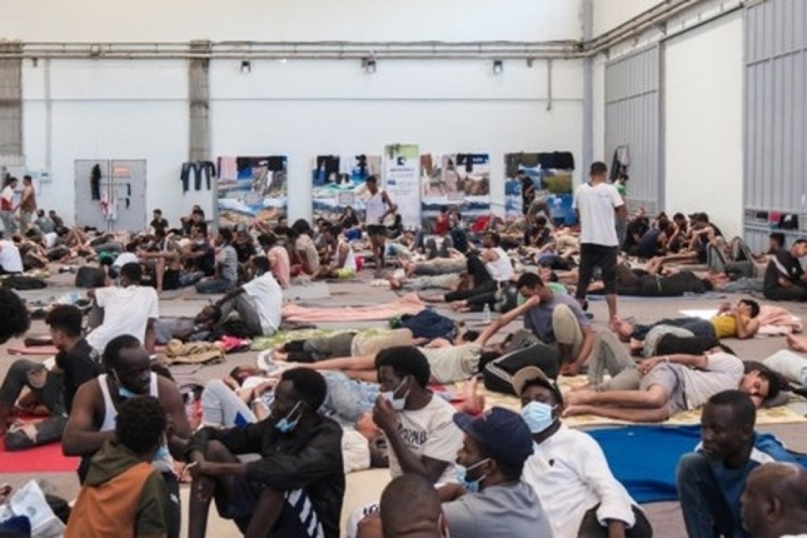 Μεταναστευτικό: Οι επιλογές φυλακή ή έξοδος από τη χώρα