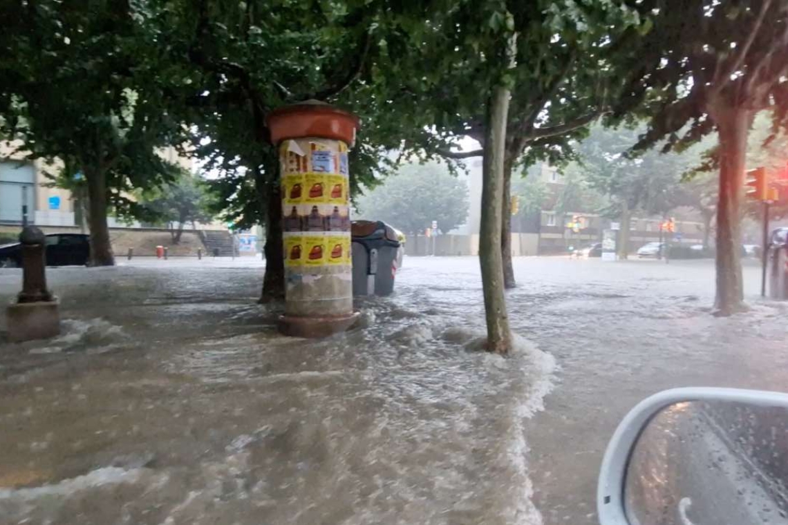 Καταστροφικές πλημμύρες στην Καταλονία με δύο αγνοούμενους