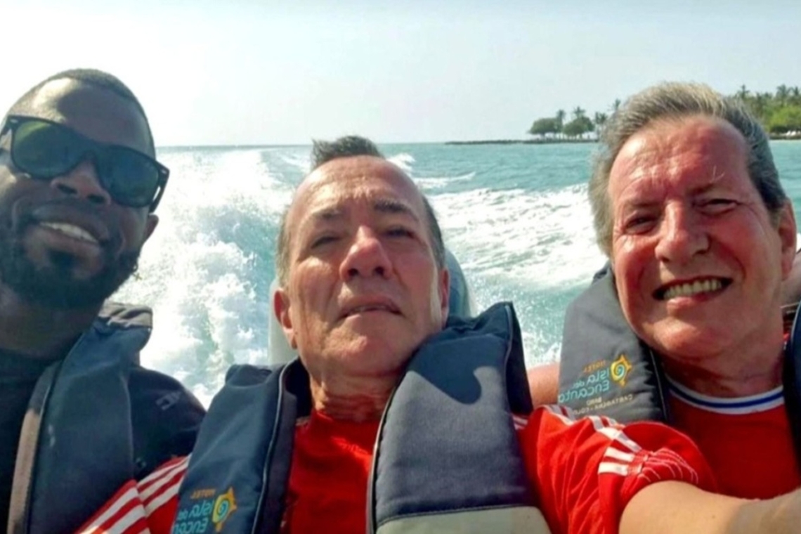 Πορνοστάρ στο Λονδίνο κατηγορείται για τη δολοφονία γκέι ζευγαριού