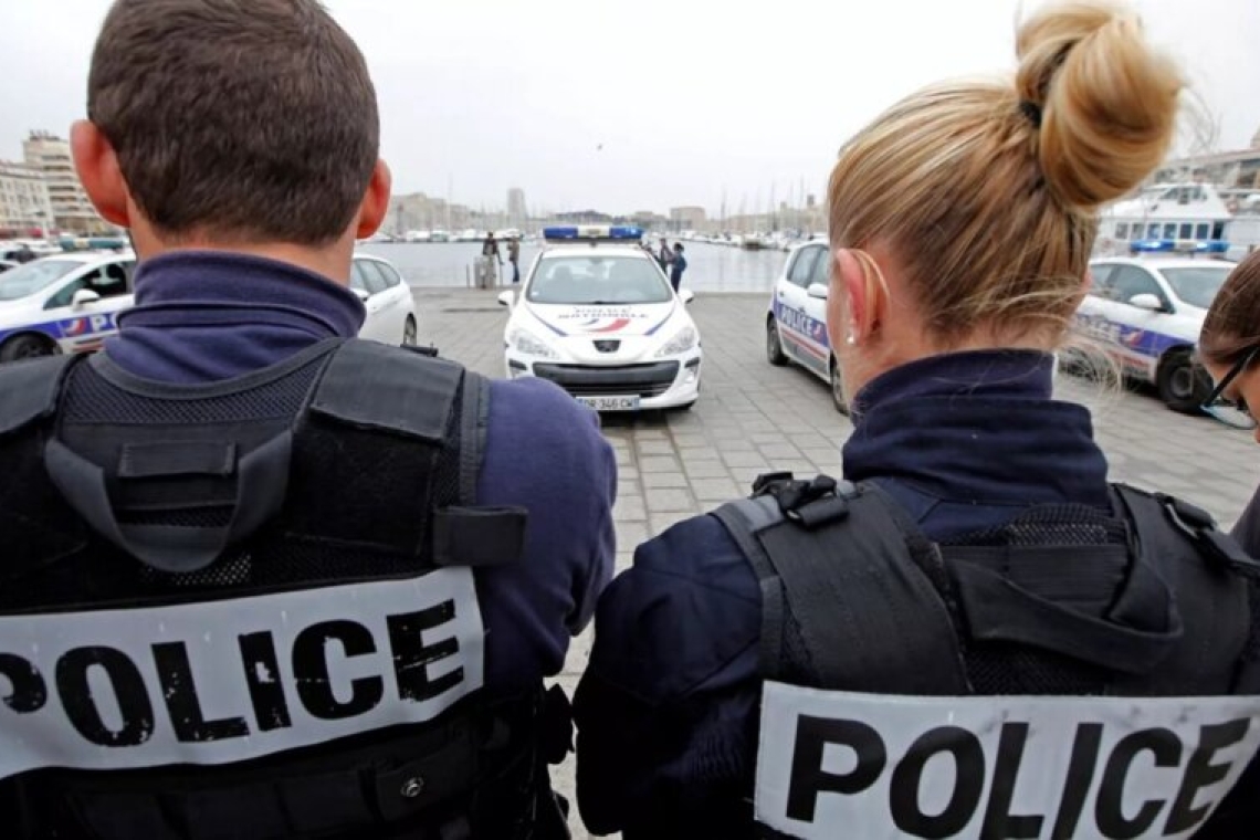 Σύλληψη πρώην πράκτορα στη Γαλλία με κατηγορίες βιασμού παιδιών