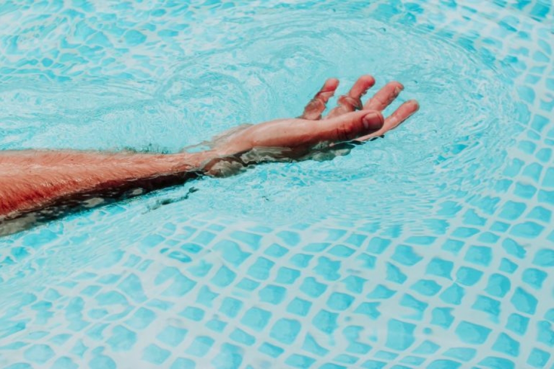 Τραγωδία στην Κρήτη: Γερμανός τουρίστας πέθανε σε πισίνα ξενοδοχείου