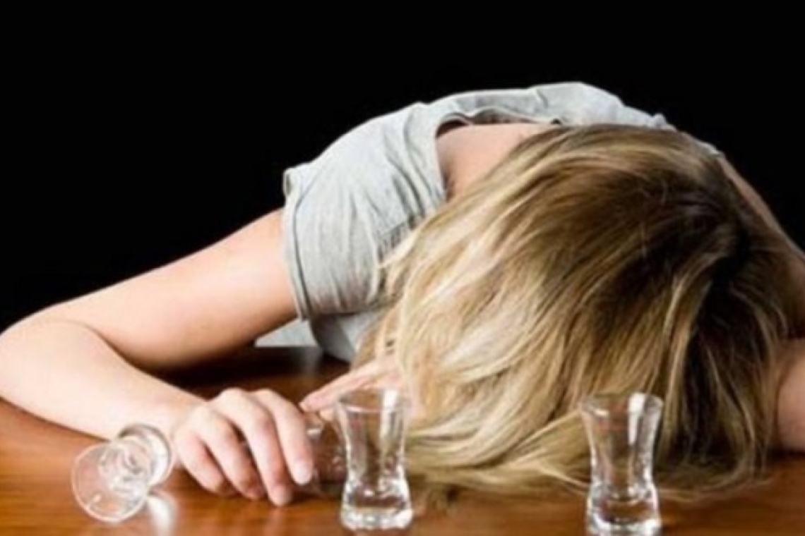 Ζάκυνθος: Νέα πρόκληση με ποτά-«μπόμπες» και ξέφρενα πάρτι