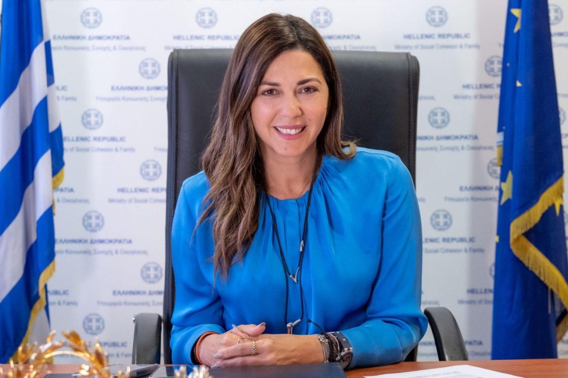 Σοφία Ζαχαράκη: Ενίσχυση του δημόσιου σχολείου με μόνιμο προσωπικό