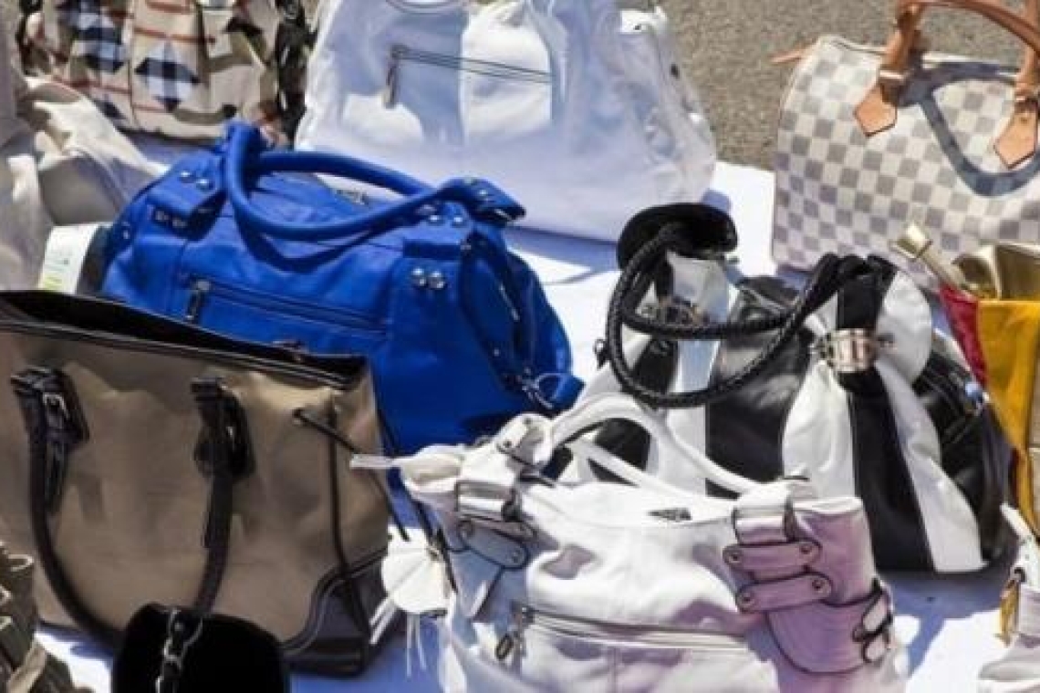 Σύλληψη στην Κρήτη για πώληση μαϊμού προϊόντων